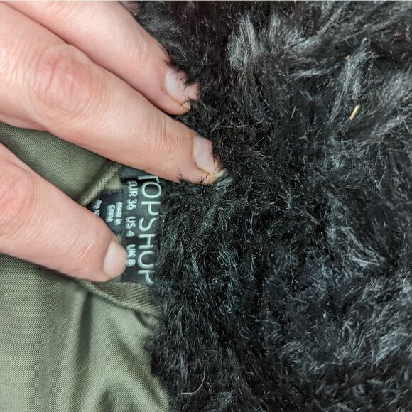 Topshop Green & Black Faux Fur Collar Oversized Zipper Front Bomber Jacket Sz 4 - Picture 12 of 14